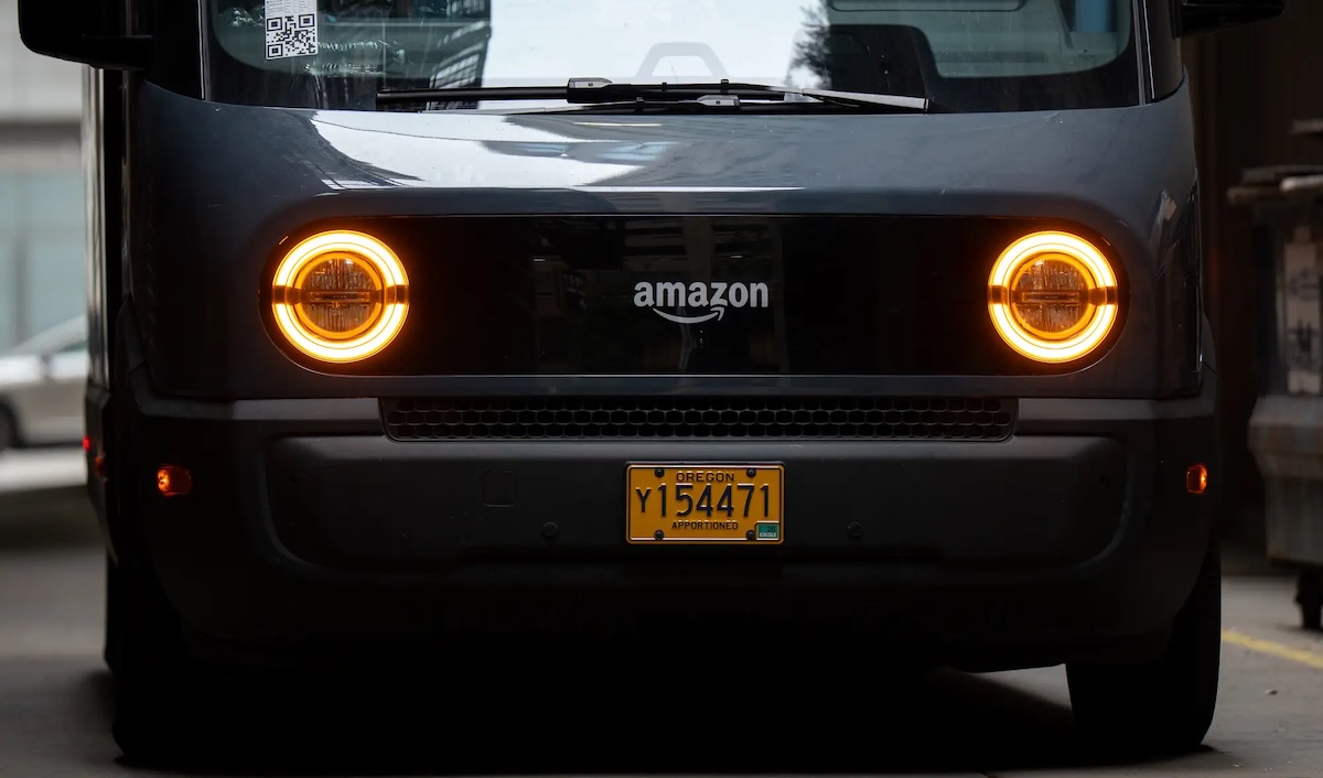 Amazon инвестирует $1 млрд в команду инженеров, которые будут выезжать в офис клиентов и внедрять ИИ‑агенты - 1